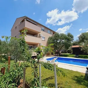 https://apartmani-neja.hotelinzadar.com
