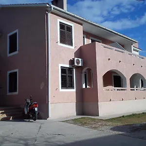 Katarina Appartamento Baška